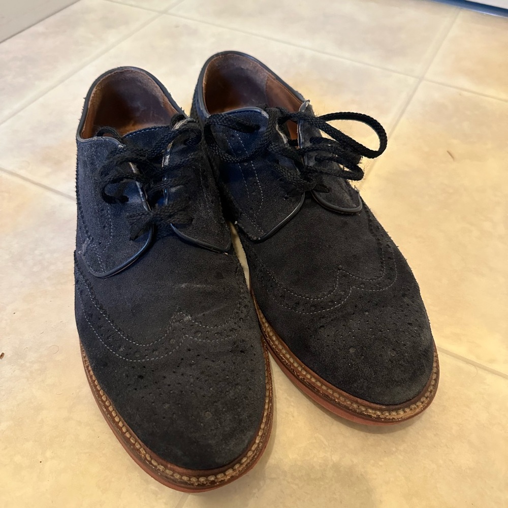 Men's Navy Blue Suede Wingtip Shoes Size 9.5 US Men’s